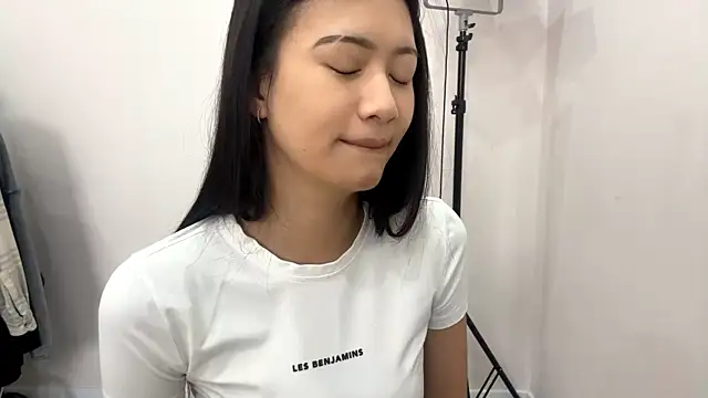 Snapshot of SabraMyra chatting on July 20, 2026, 10:11 am SabraMyra online show from July 20, 2026, 10:11 am