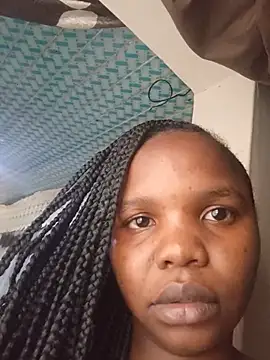 Snapshot of seline_love chatting on July 19, 2026, 11:18 am seline love online show from July 19, 2026, 11:18 am