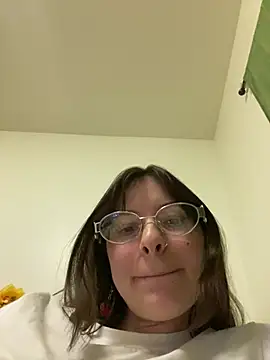 MargotHoney online show from July 22, 2026, 8:11 pm