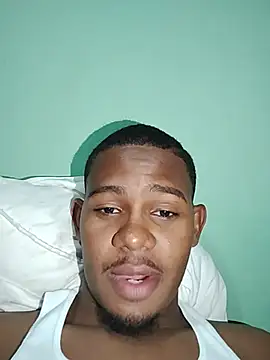 Snapshot of luis_LK chatting on July 18, 2026, 1:14 am luis LK online show from July 18, 2026, 1:14 am