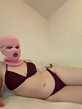 bellathelover online show from July 28, 2026, 5:45 pm
