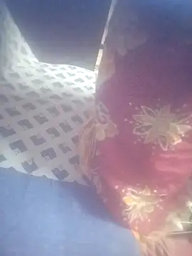Snapshot of 8414033011_--_- chatting on August 18, 2236, 3:23 pm 8414033011 -- - online show from August 18, 2236, 3:23 pm