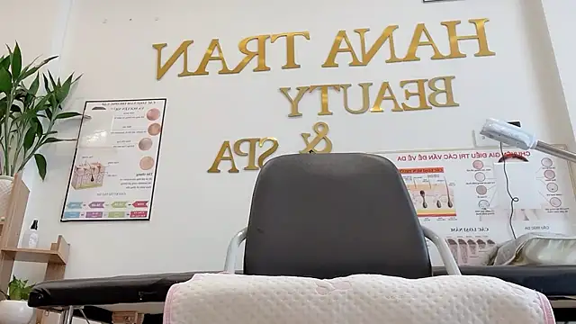 Katy Bae online show from November 6, 2025, 5:11 am