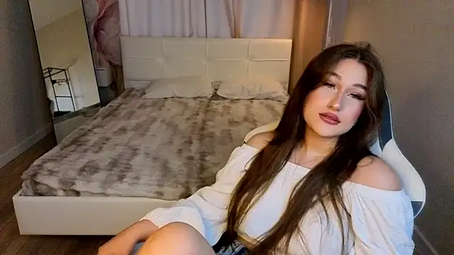 Lexy Gilbert online show from July 28, 2026, 10:12 am