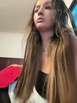 BabyGirlLippy online show from July 22, 2026, 5:26 pm