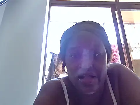 Snapshot of tinaaah22 chatting on July 23, 2026, 10:01 am tinaaah22 online show from July 23, 2026, 10:01 am