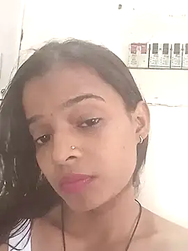 Itsjanvi07 online show from July 27, 2026, 7:04 am