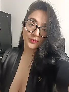 Pamelaa Mar online show from July 28, 2026, 8:44 am