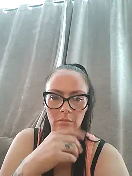 Snapshot of katpussy4 chatting on July 24, 2026, 10:00 am katpussy4 online show from July 24, 2026, 10:00 am