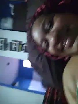 pretinha folgosa online show from July 29, 2026, 9:36 pm