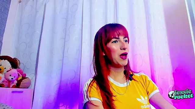 jessierocketx online show from April 15, 2026, 7:58 pm