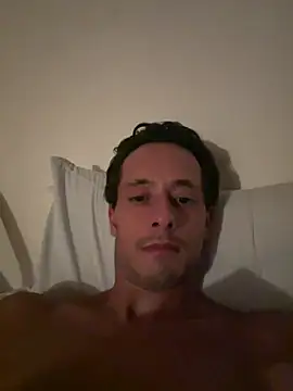 Snapshot of wolf_moon1 chatting on July 27, 2026, 8:49 pm wolf moon1 online show from July 27, 2026, 8:49 pm