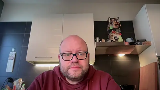 Snapshot of theitalianbear chatting on February 20, 2025, 7:23 am theitalianbear online show from February 20, 2025, 7:23 am