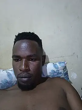 Snapshot of b_master18 chatting on August 6, 2026, 9:10 pm b master18 online show from August 6, 2026, 9:10 pm