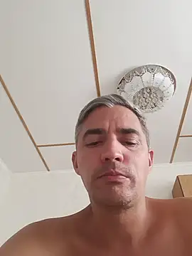 HotRamis83 online show from August 5, 2026, 2:22 pm
