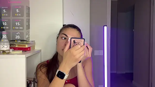 Snapshot of Sofi___star chatting on August 2, 2026, 3:53 pm Sofi star online show from August 2, 2026, 3:53 pm