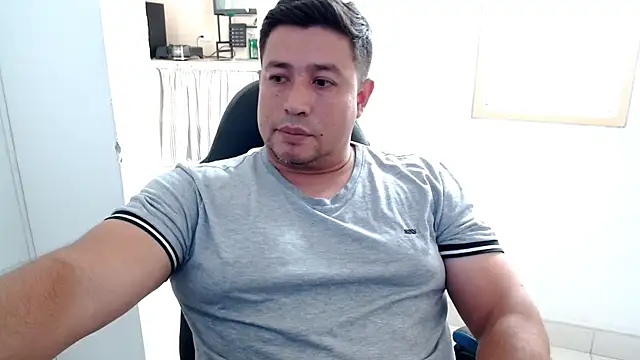 Snapshot of lianjuc06 chatting on July 31, 2026, 2:58 pm lianjuc06 online show from July 31, 2026, 2:58 pm