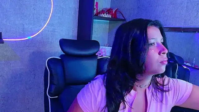 Liizzymoon online show from August 5, 2026, 5:07 pm