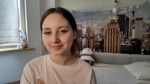 Snapshot of EvaSoShy chatting on August 1, 2026, 8:12 am EvaSoShy online show from August 1, 2026, 8:12 am