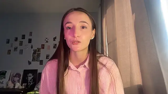 Snapshot of MerilynPlenty chatting on July 31, 2026, 2:26 pm MerilynPlenty online show from July 31, 2026, 2:26 pm