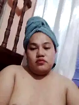 Andrea0414 online show from February 19, 2025, 10:45 am