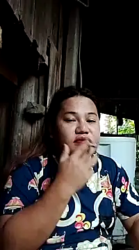 Andrea0414 online show from February 12, 2025, 12:37 am