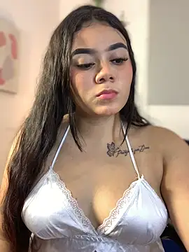 Snapshot of _AlessandraRose_ chatting on July 31, 2026, 7:55 pm AlessandraRose online show from July 31, 2026, 7:55 pm
