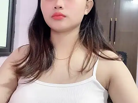 Snapshot of ThuPhuong858 chatting on August 4, 2026, 10:42 am ThuPhuong858 online show from August 4, 2026, 10:42 am
