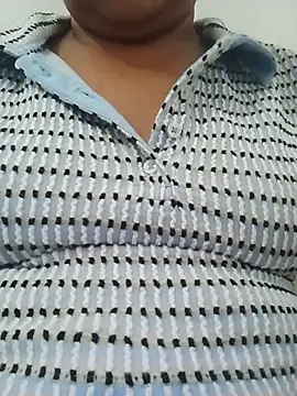 Snapshot of Hot_madhu5 chatting on August 3, 2026, 1:06 pm Hot madhu5 online show from August 3, 2026, 1:06 pm