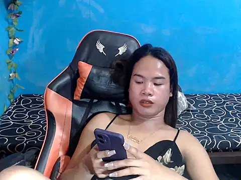 venustheg0ddess online show from April 18, 2026, 1:30 am