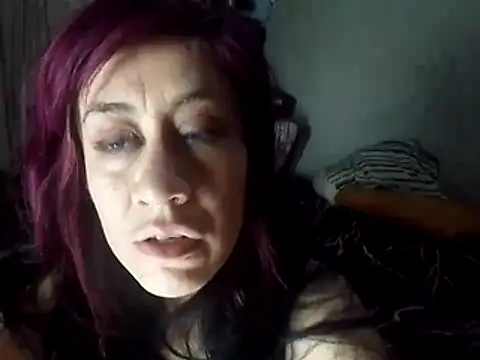 Snapshot of BrennWolf chatting on August 7, 2026, 7:36 am BrennWolf online show from August 7, 2026, 7:36 am