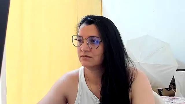 Snapshot of MARILYN_GARCIA chatting on May 22, 2026, 5:22 pm MARILYN GARCIA online show from May 22, 2026, 5:22 pm
