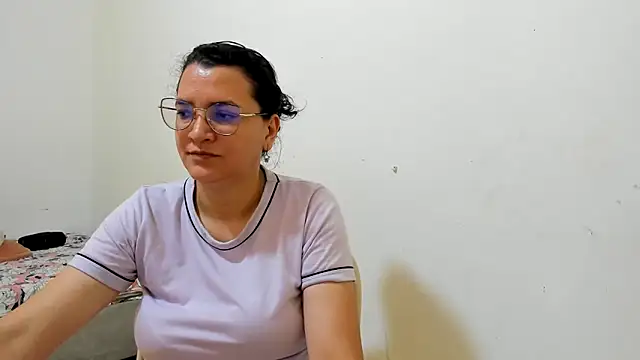 Snapshot of MARILYN_GARCIA chatting on June 15, 2026, 3:12 pm MARILYN GARCIA online show from June 15, 2026, 3:12 pm