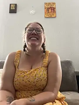 Snapshot of princess1688 chatting on August 6, 2026, 4:18 am princess1688 online show from August 6, 2026, 4:18 am