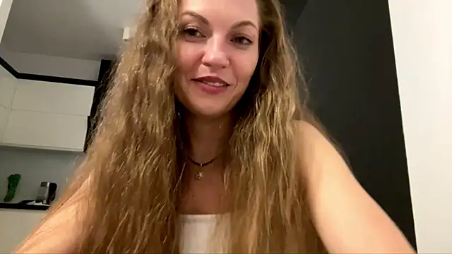meowmariana online show from August 8, 2026, 7:32 pm