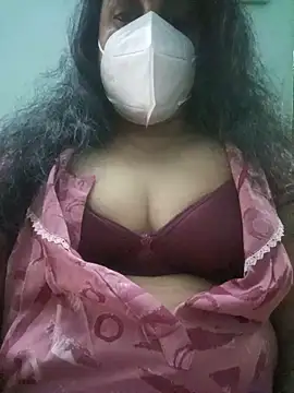 Snapshot of deepa_hottty chatting on August 8, 2026, 11:06 am deepa hottty online show from August 8, 2026, 11:06 am