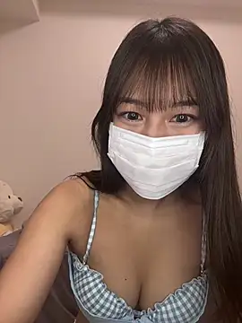 Snapshot of SakuraMochan chatting on August 8, 2026, 2:02 pm SakuraMochan online show from August 8, 2026, 2:02 pm
