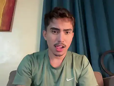 Snapshot of jacobthebeztt chatting on August 9, 2026, 6:58 pm jacobthebeztt online show from August 9, 2026, 6:58 pm