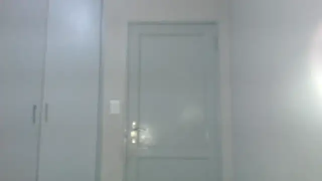 leanna23 online show from April 2, 2026, 2:52 am