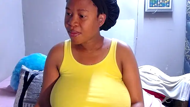 BigAreola26 online show from October 2, 2025, 3:32 am