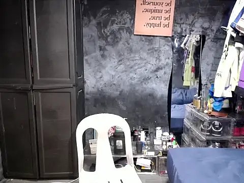 asianPinoy4you online show from October 23, 2025, 6:50 pm