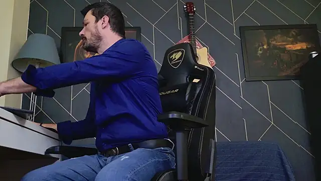 ChrisKox online show from January 12, 2026, 2:57 pm