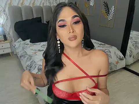 LegendaryNicole online show from October 3, 2025, 3:46 pm