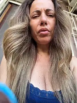 Snapshot of sexylenia chatting on June 2, 2026, 3:45 pm sexylenia online show from June 2, 2026, 3:45 pm