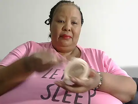 Snapshot of nancy111 chatting on January 17, 2026, 3:32 am nancy111 online show from January 17, 2026, 3:32 am