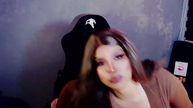 MistressBangs online show from December 5, 2025, 7:40 am