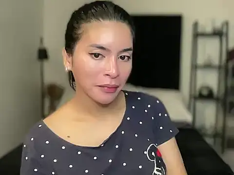 your bianca69 online show from December 22, 2025, 11:05 pm