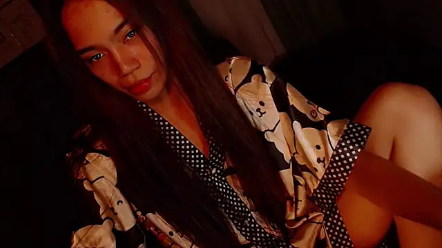 Snapshot of FlexibleYassi chatting on December 5, 2025, 9:30 am FlexibleYassi online show from December 5, 2025, 9:30 am