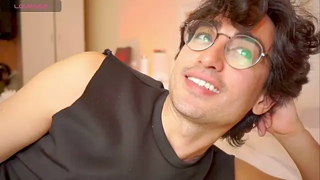 AlanDeNavarre online show from September 14, 2025, 8:42 pm