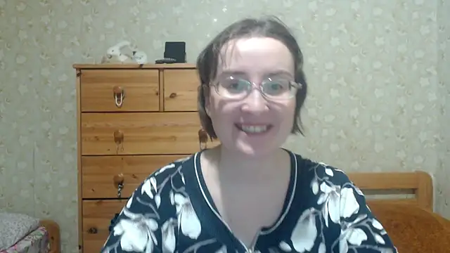 Smart Rose online show from March 17, 2026, 7:17 pm